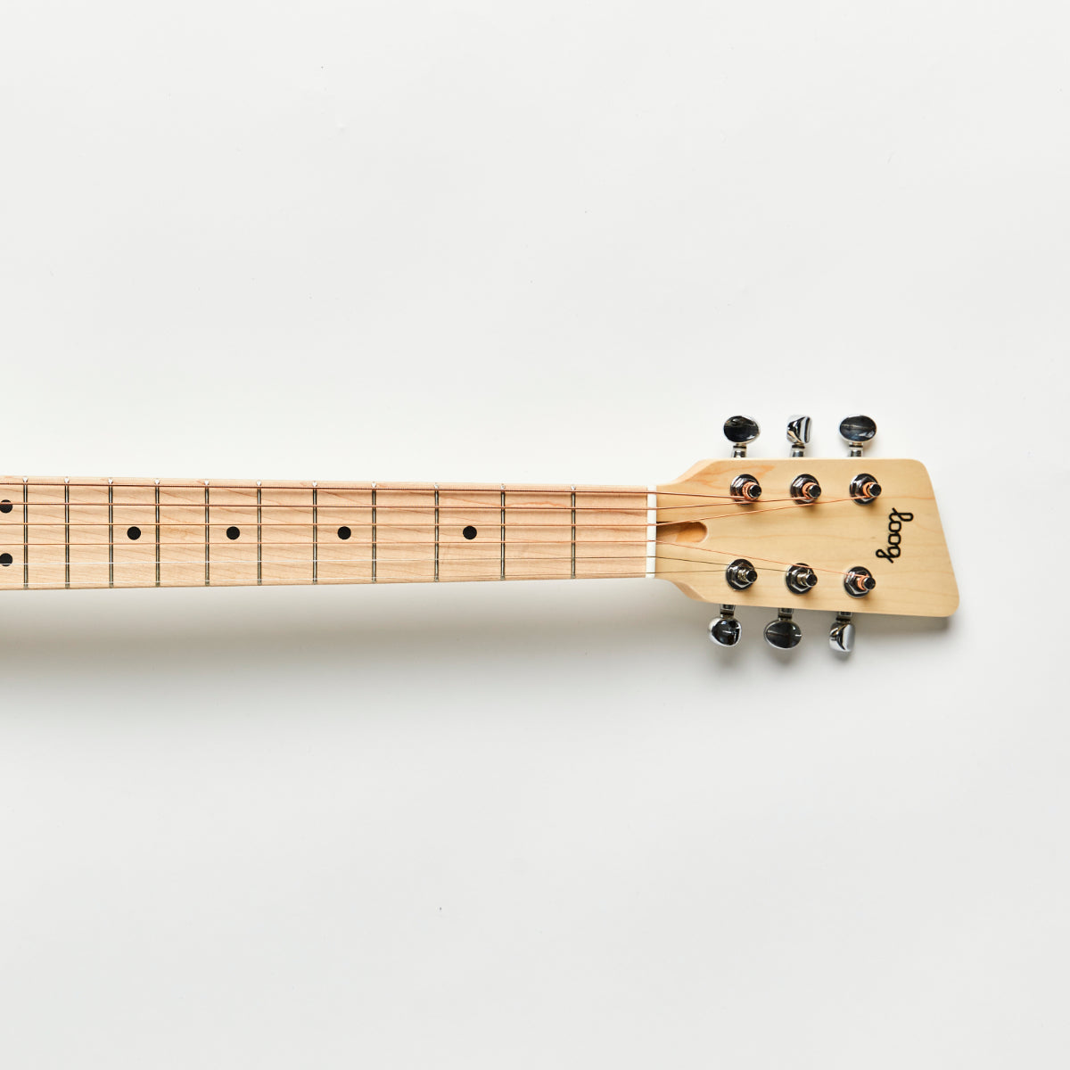 white-guitar-only white-guitar-strap